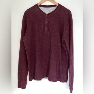 ✅ J Crew Knit Goods Long Sleeved Henley- beautiful burgundy color